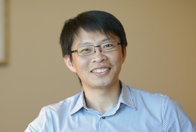 蘇文郁 老師